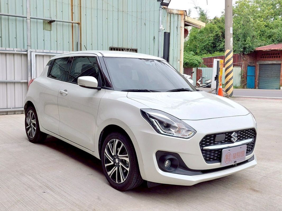 SUZUKI