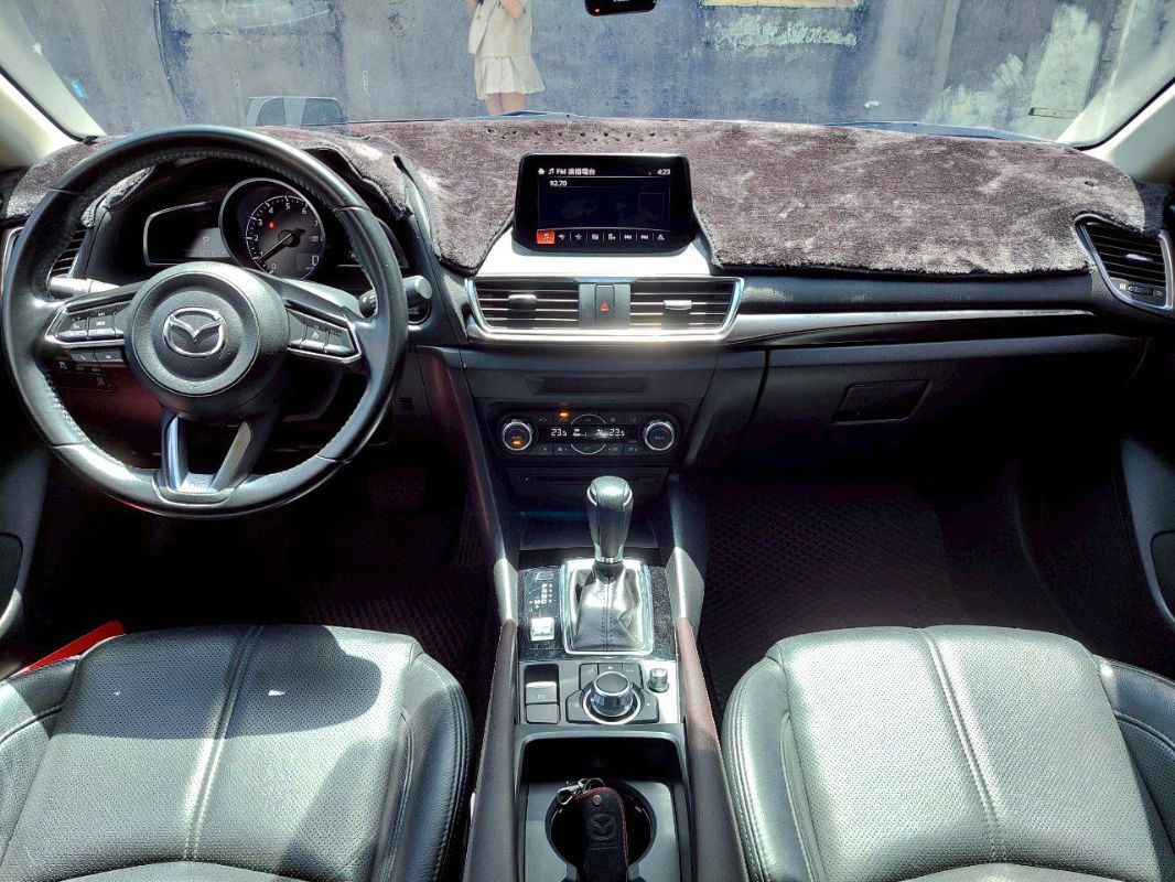MAZDA