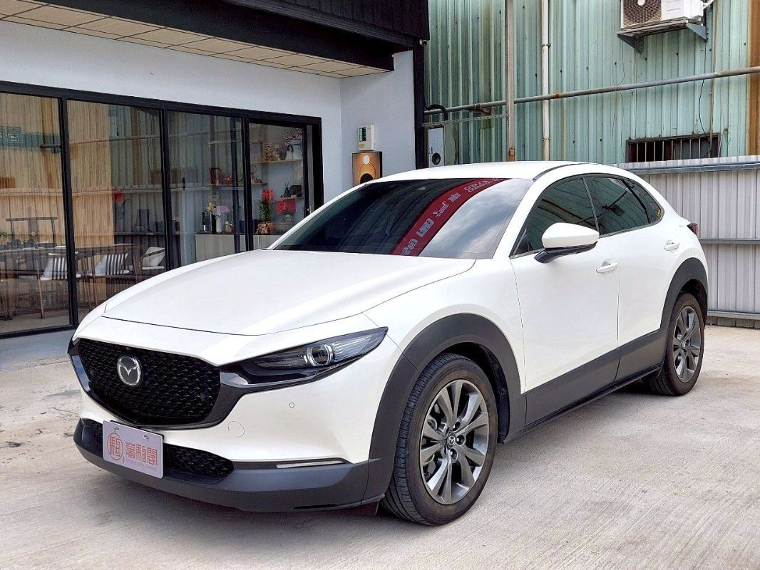 MAZDA CX-30