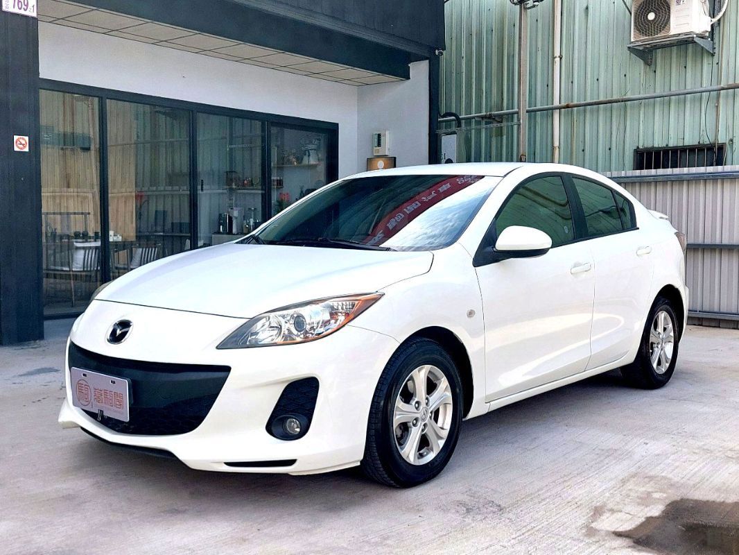 MAZDA MAZDA 3