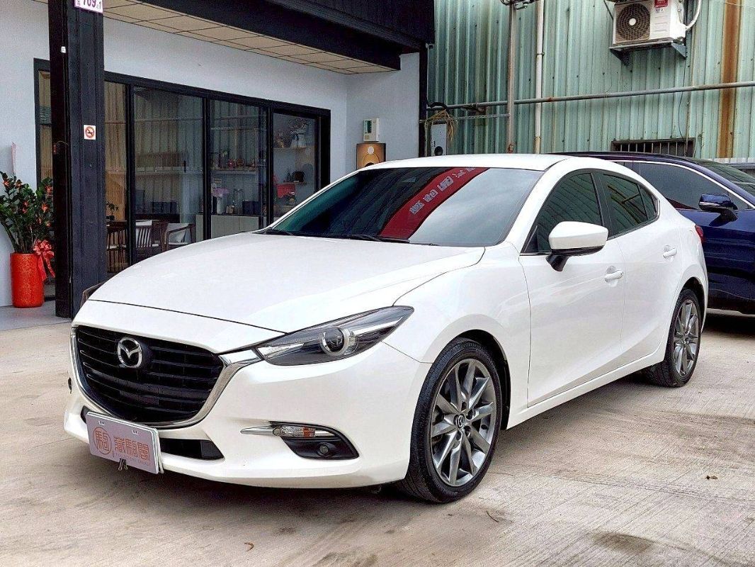 MAZDA MAZDA 3
