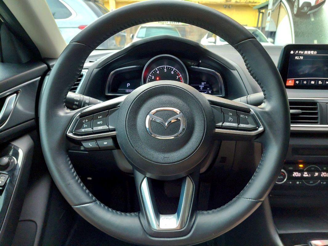 MAZDA