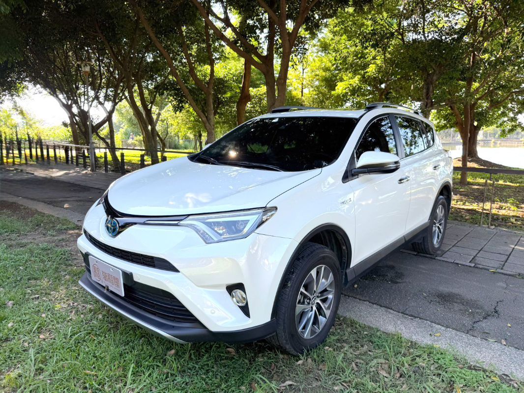 TOYOTA RAV4 HYBRID