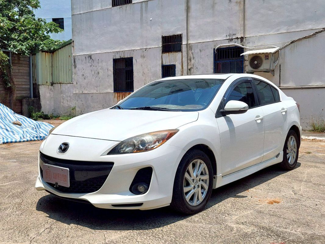 MAZDA MAZDA 3