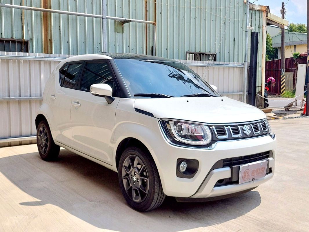 SUZUKI