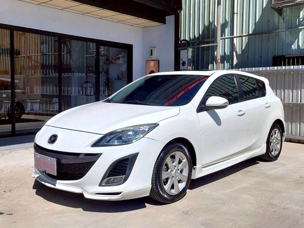 MAZDA MAZDA 3