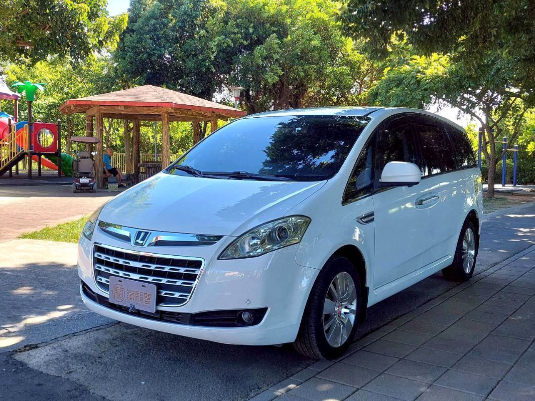 LUXGEN MPV