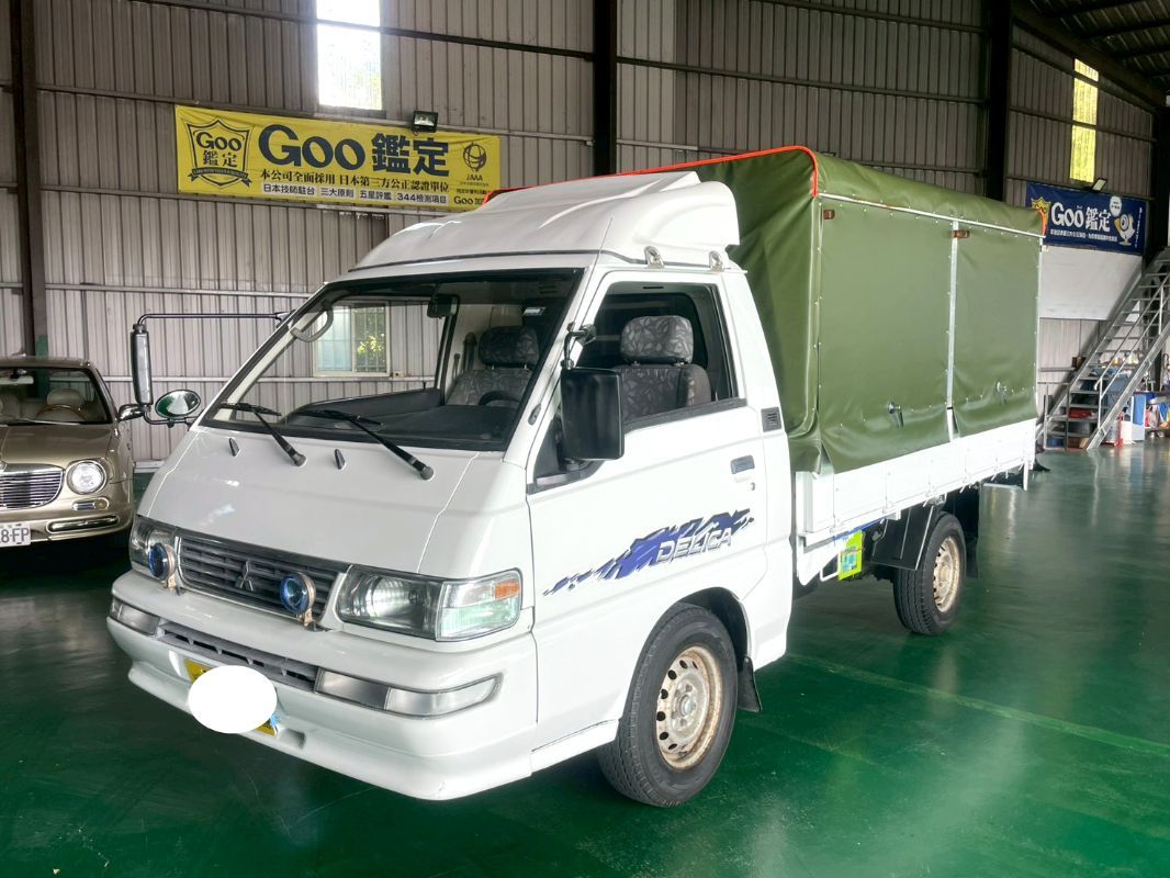 MITSUBISHI DELICA