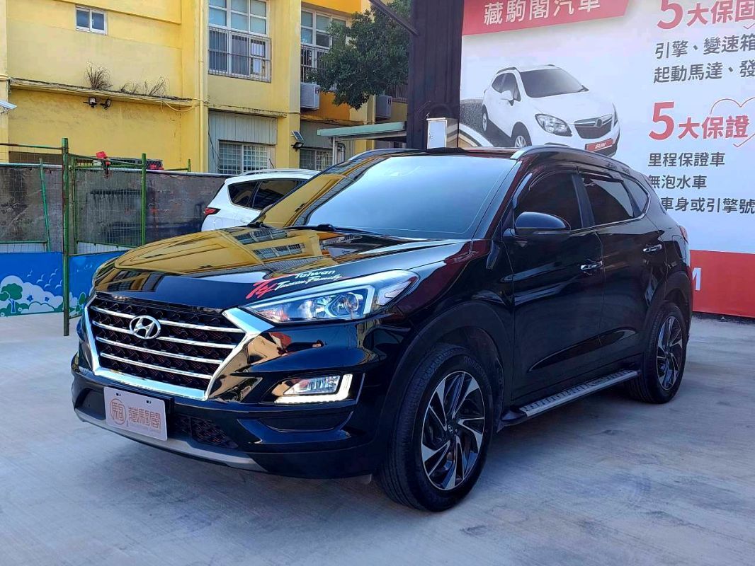 HYUNDAI TUCSON