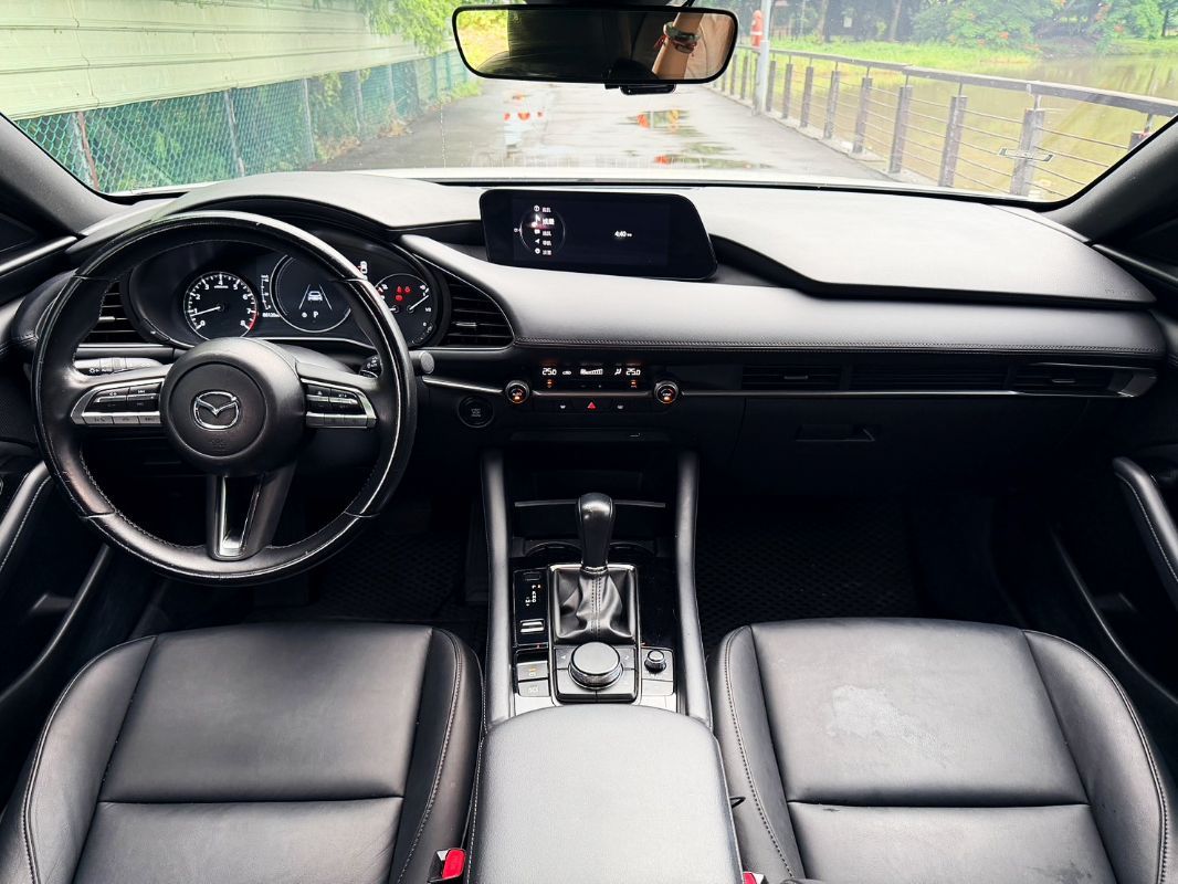 MAZDA