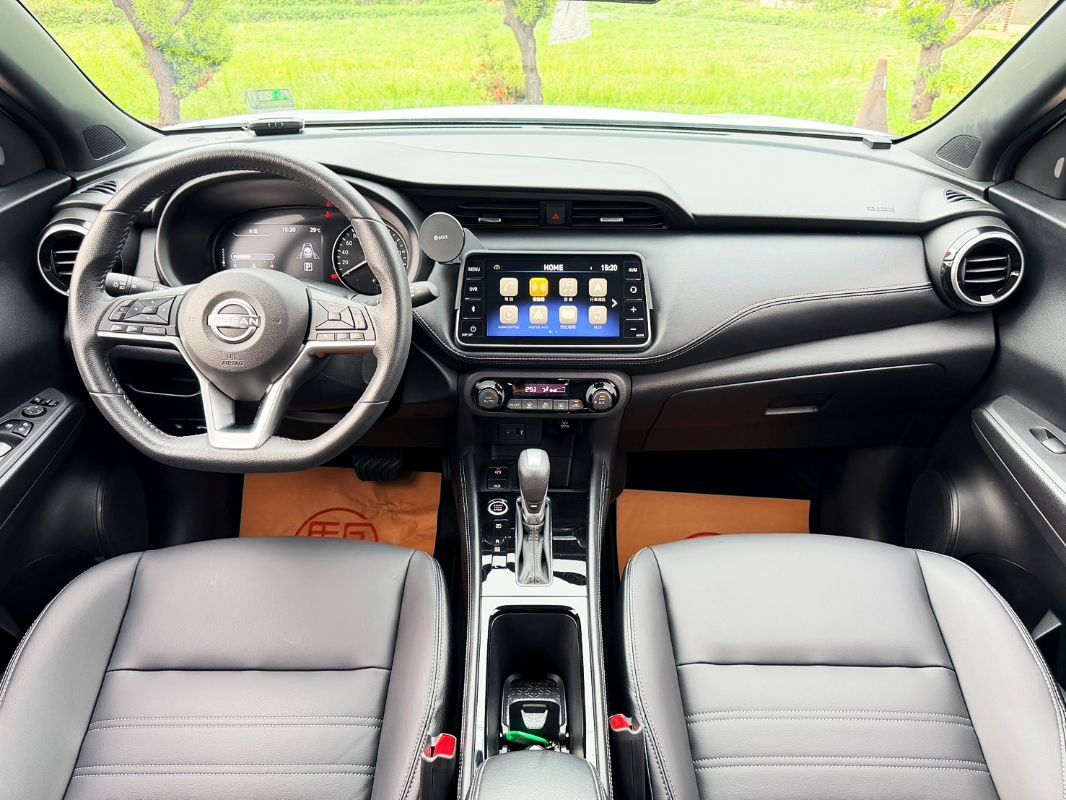 NISSAN