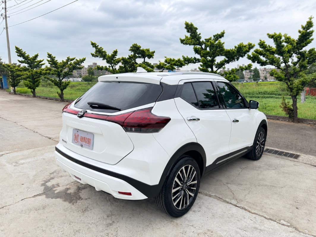 NISSAN